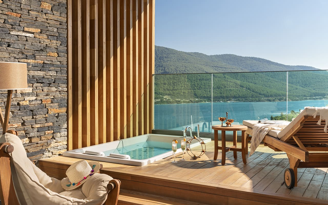 Lujo-Terrace Room - Terrace