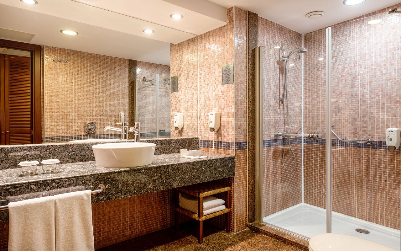 Suite Room (Hills) Suite Room (Hills) 7