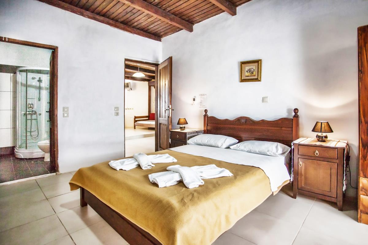 Accommodation-in-Bali-Crete-2-Bedroom-Apartment-11-Stone-Village
