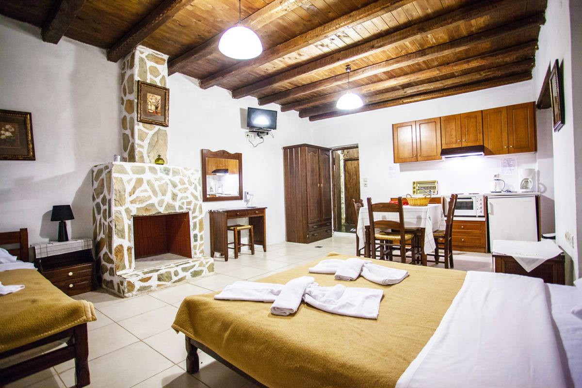 Accommodation-in-Bali-Crete-Studio-5-Stone-Village
