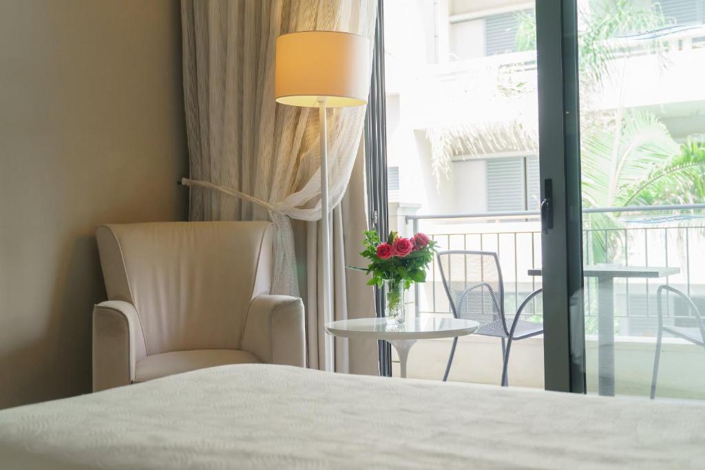 Double Room Garden View 3