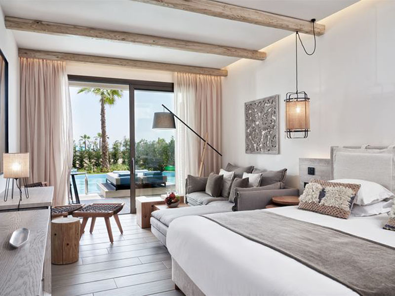 double-room-swim-up-residences