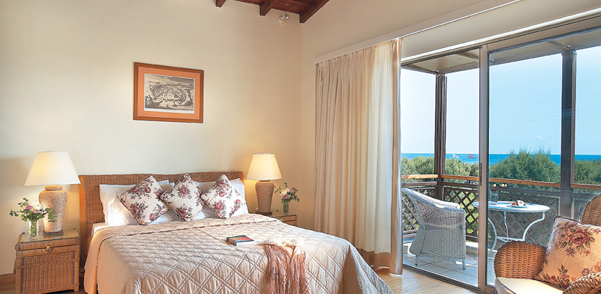 01-2-bedroom-bungalow-suite-sea-view-rhodos-royal-resort-23559