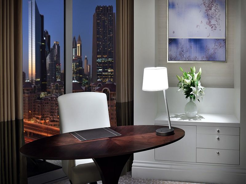 ADH_ADBOH_ROOMS_EXECUTIVE-DOWNTOWN-SUITE_STUDY-AREA_AMBIENT_HR-copy