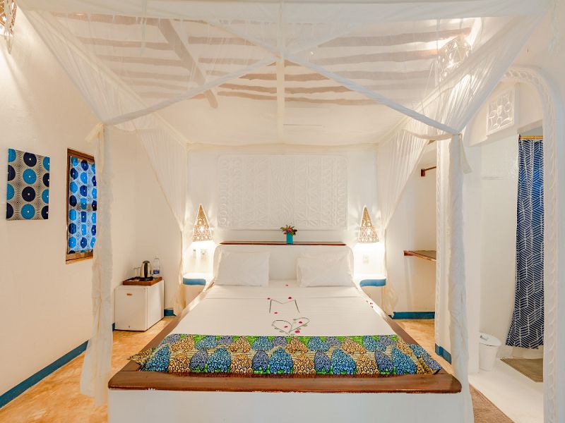 GARDEN VIEW FAMILY ROOMS (7)