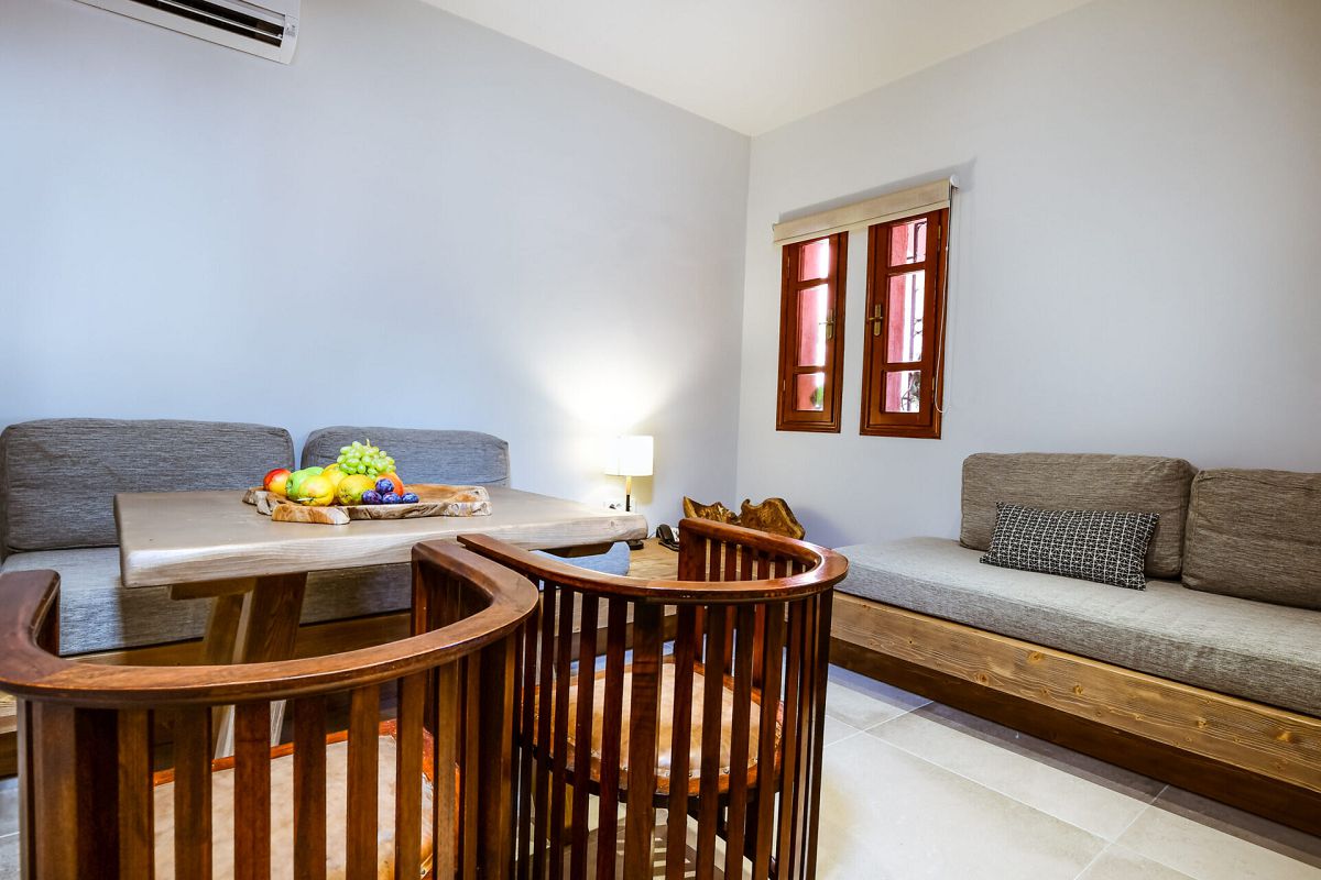 AnaisSuites-Apartment-4-3-scaled-e1614948008271