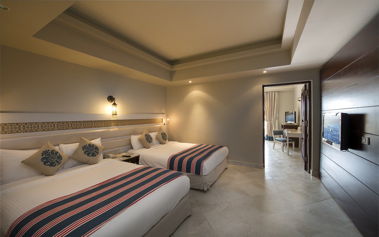 4. AB Family Suite 2