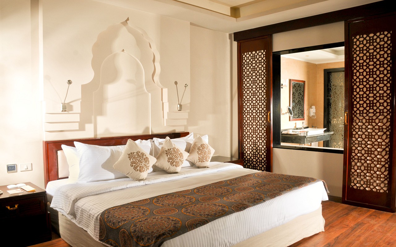 6. AB Executive Suite 3
