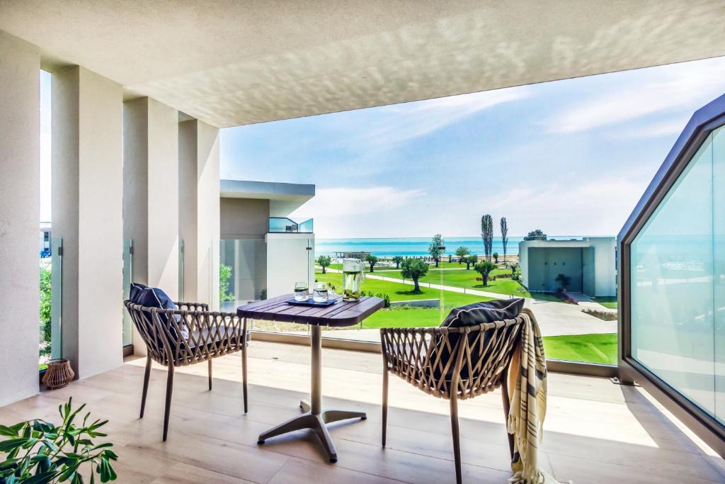 Prestige Bungalow Side Sea View 2