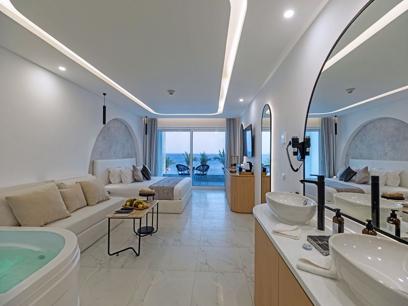 2.1 Deluxe Jacuzzi Room