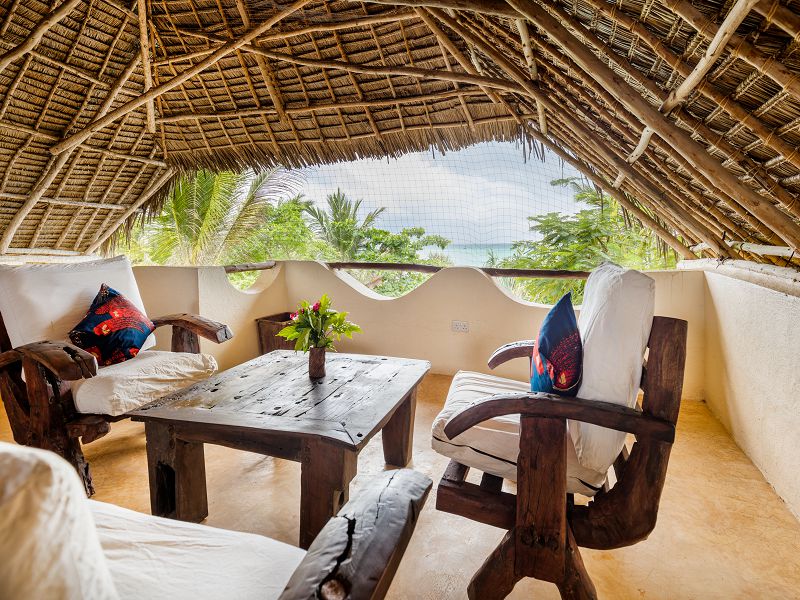 seafront villa - frangipani - topfloor lounge