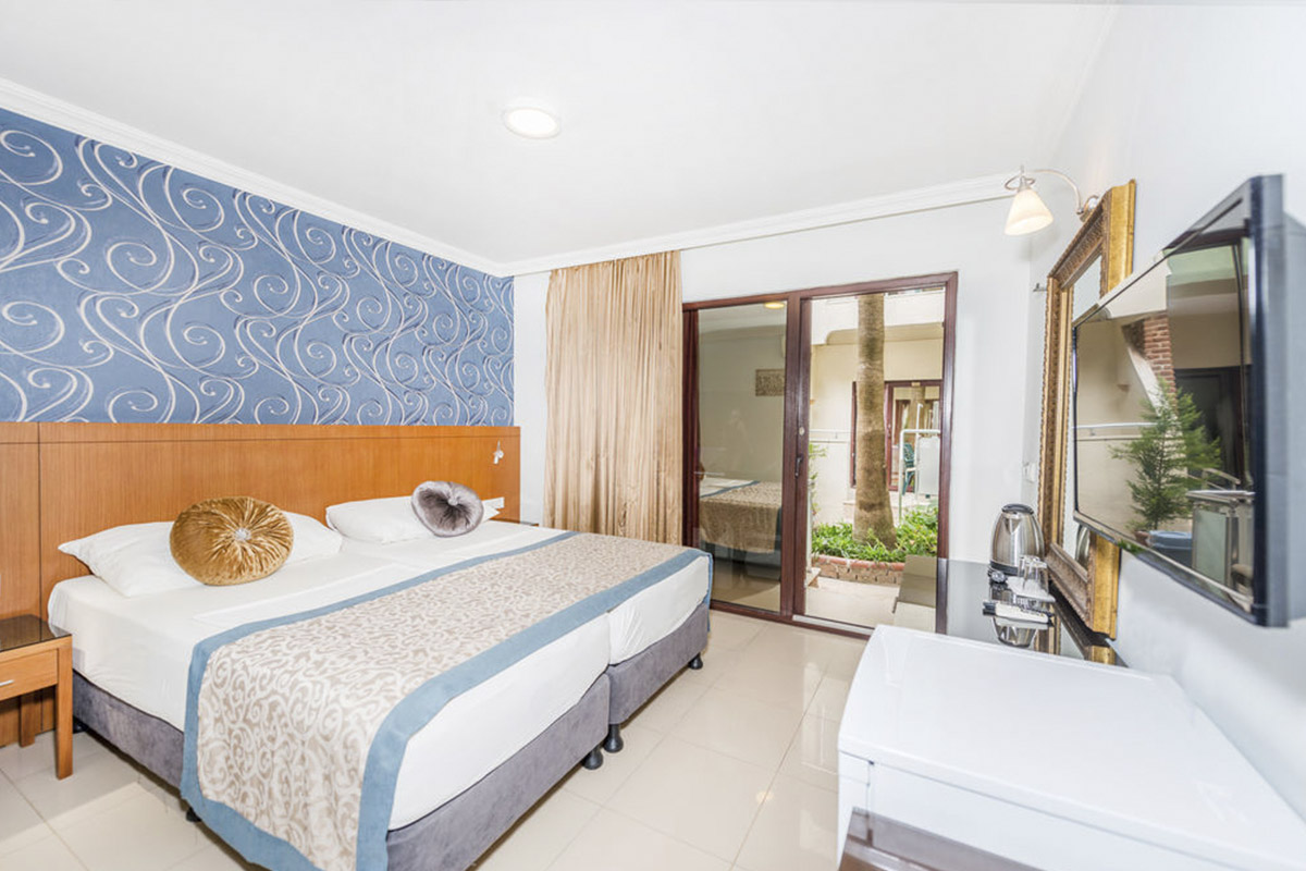 economy room 2