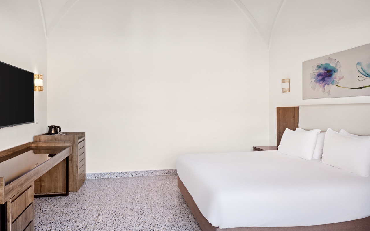 Family Deluxe Room Garden View 2