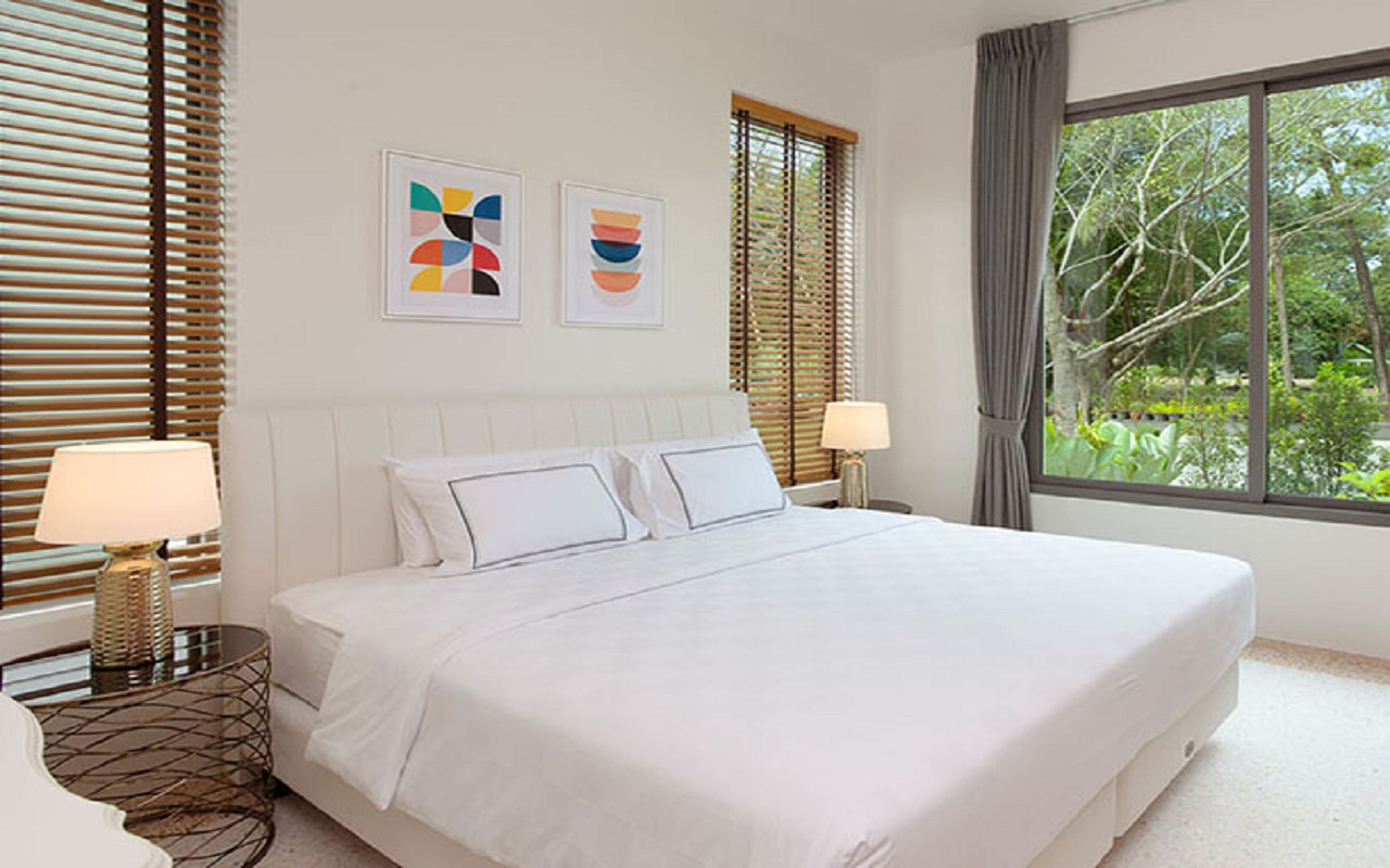 3-bedroom-seafront-pool-suite-img02mini