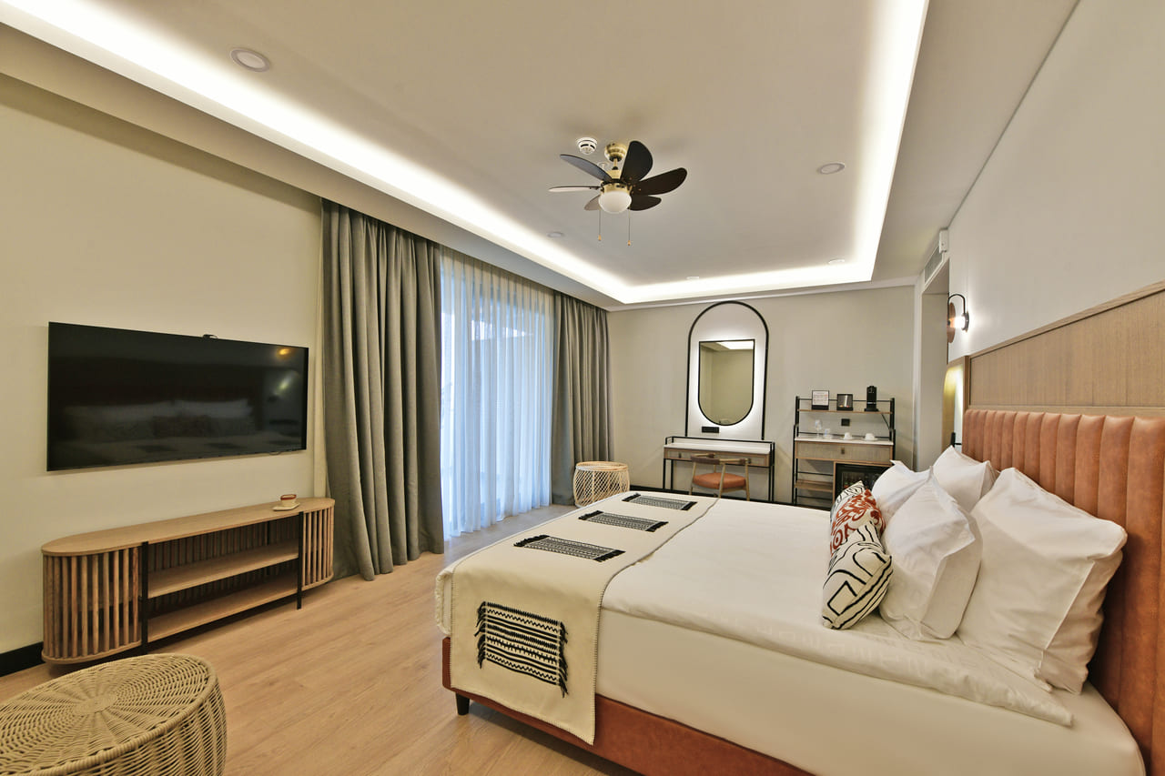 Family-Corner-Suite-Forest-View-(2)