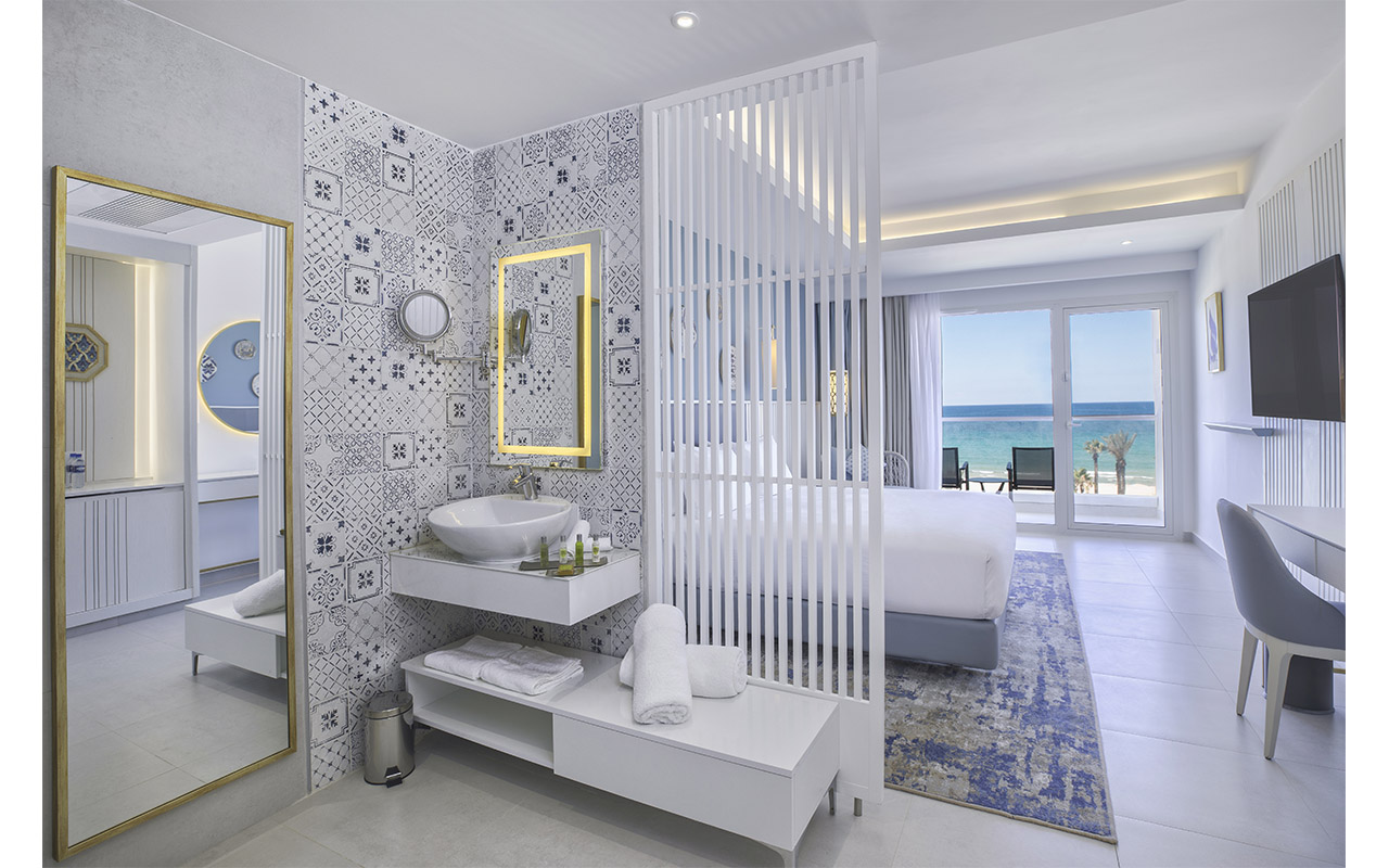 King Guest Room (4)