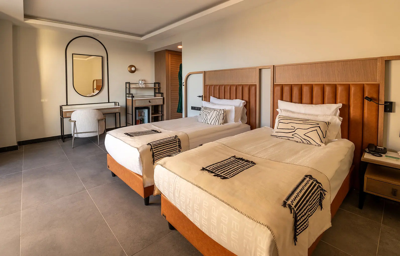 ethno-belek-corner-suite-swim-sea-view-galeri-new-5